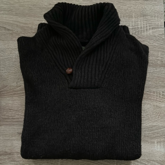 Eddie Bauer Other - Eddie Bauer Sweater